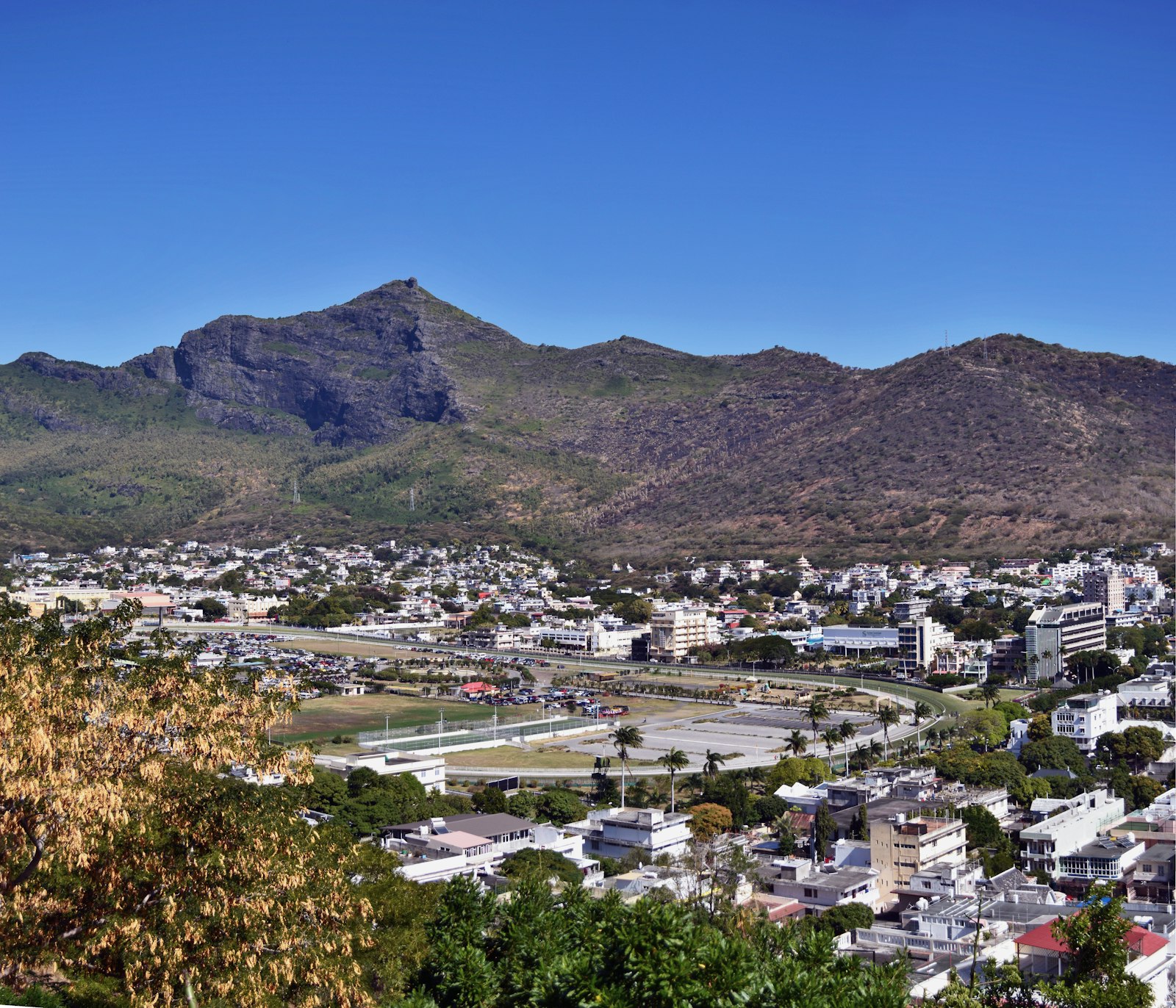 Elevated view over Port-Louis towards the mountain range